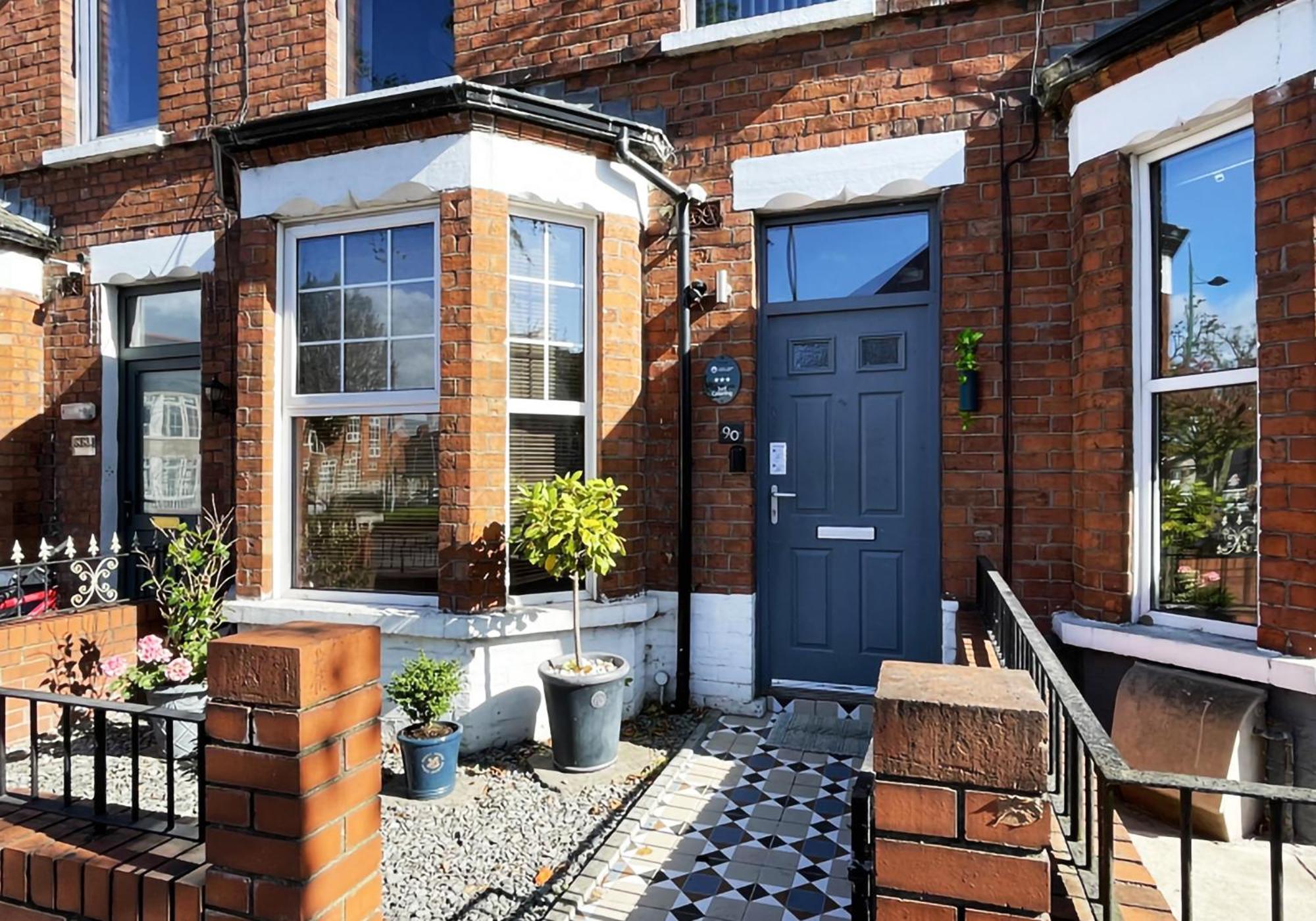 Villa Titanic The Lady -Free Parking Belfast Esterno foto